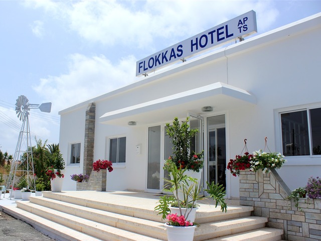 фотографии Flokkas Hotel Apartments изображение №32