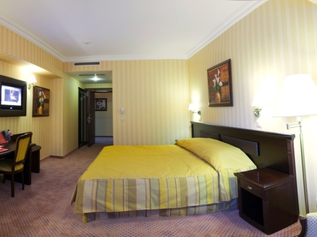 фотографии Ramada Hotel & Suites Bucharest North изображение №20
