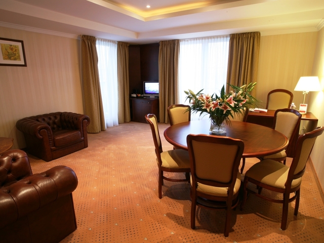 фото отеля Ramada Hotel & Suites Bucharest North изображение №25