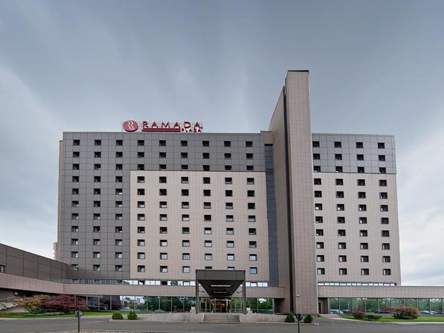 фото отеля Ramada Plaza изображение №1