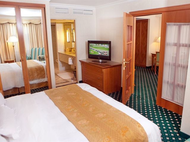 фото отеля JW Marriott Bucharest Grand Hotel изображение №25