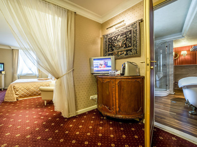 фотографии отеля Imperial Hotel & Restaurant (ex. Ramada Hotel & Suites Vilnius) изображение №31