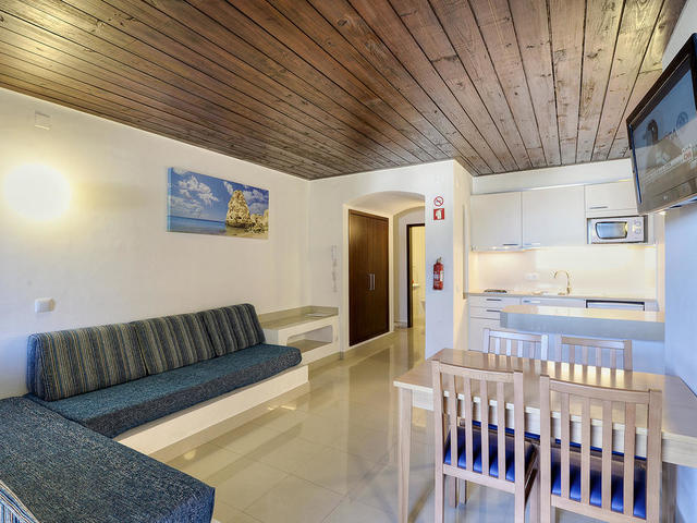 фотографии отеля Golden Beach - Apartamentos Turisticos Interjumbria изображение №15