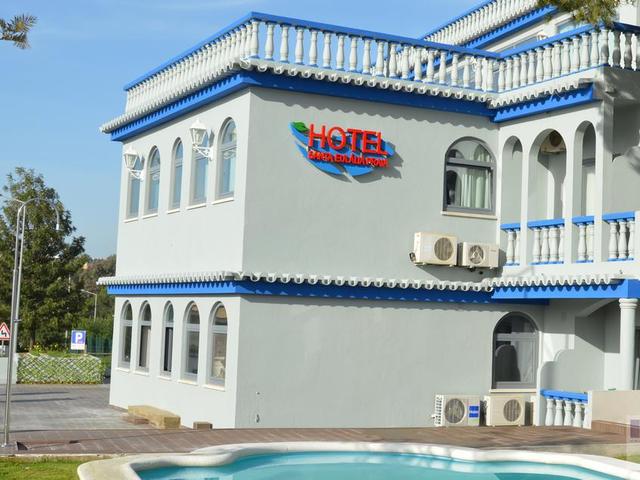 фото отеля Residencial Santa Eulalia изображение №1