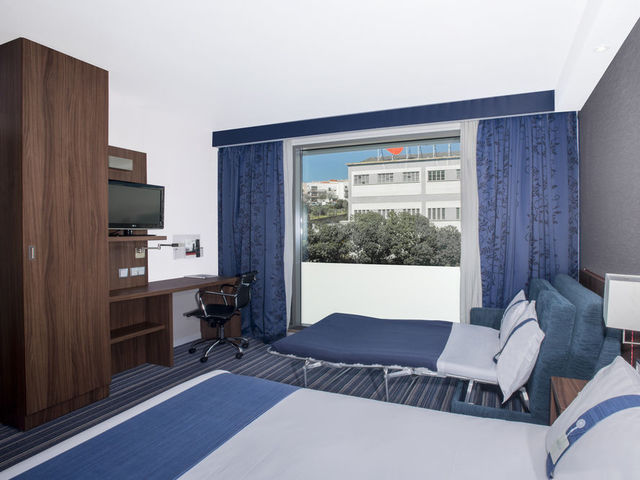 фотографии отеля Holiday Inn Express Lisbon - Alfragide изображение №27