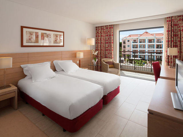 фотографии отеля Hilton Vilamoura As Cascatas Golf Resort and Spa изображение №23