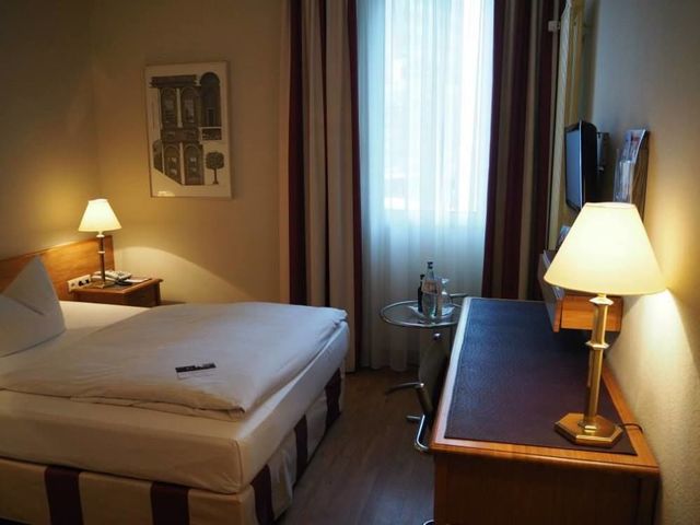 фотографии отеля Mercure Hotel Berlin Zentrum (ex. Mercure Hotel Berlin An Der Urania; Hotel Castor) изображение №19