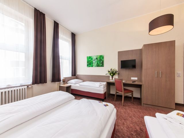 фото отеля Novum Hotel Maxim Dusseldorf City (ex. Fuerstenhof) изображение №37