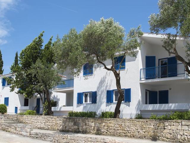 фотографии отеля HTP Korcula 9 Harbor Hotel (ex.Korkyra Gardens Apartments) изображение №31