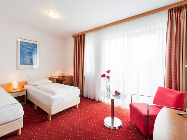 фото Azimut Hotel Erding изображение №42