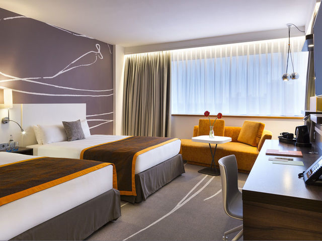 фото отеля Holiday Inn Amsterdam изображение №25