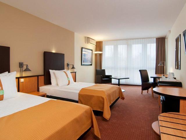 фото Holiday Inn Dresden изображение №22