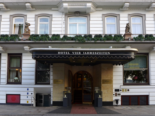 фотографии отеля Fairmont Hotel Vier Jahreszeiten (ех. Raffles Vier Jahreszeiten) изображение №3