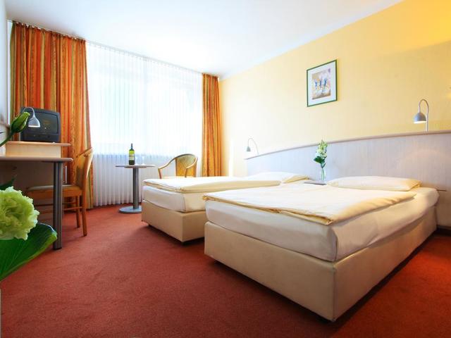 фотографии отеля Panorama Inn Hotel und Boardinghaus Hamburg (ех. TOP CityLine Hotel Panorama Inn) изображение №11