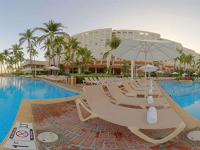 фотографии отеля Sheraton Buganvilias Resort & Convention Center изображение №35