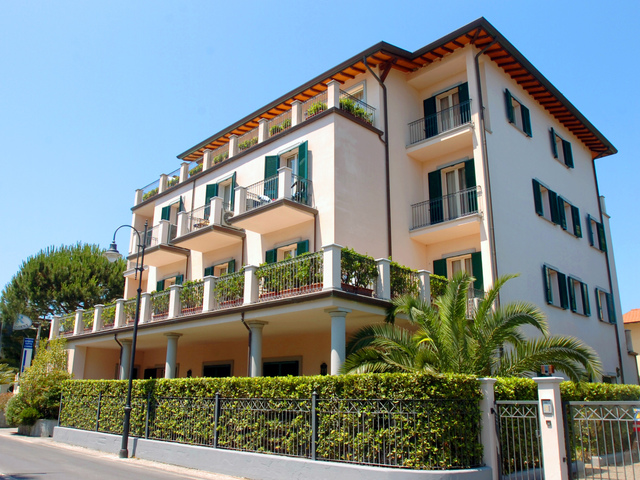 фото отеля Riviera Residence изображение №1