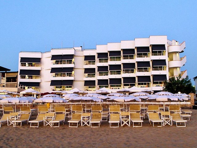 фото отеля Hotel Sabbia D'oro изображение №1
