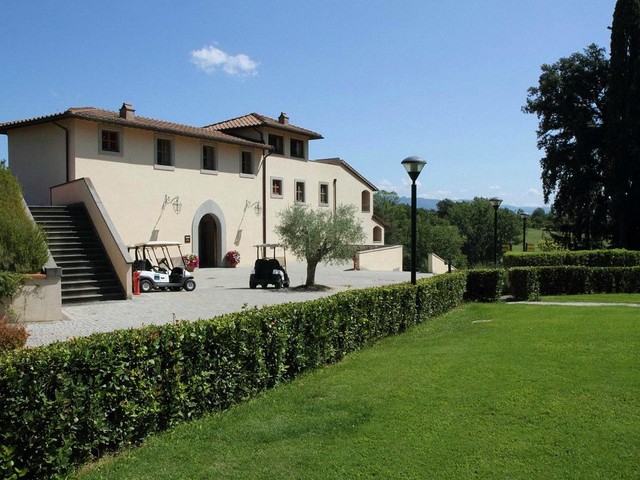 фотографии отеля UNA Poggio Dei Medici Golf & Resort изображение №3