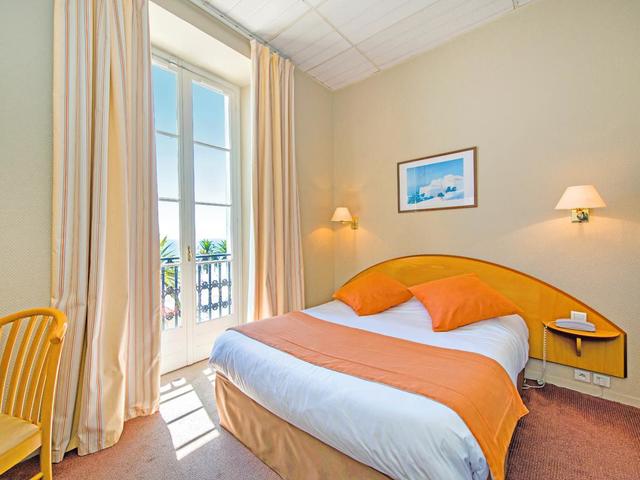 фото Hotel Vacances Bleues Balmoral (ex. Le Balmoral) изображение №6