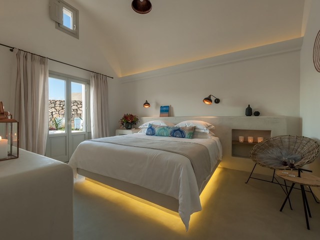 фото Santo Maris Oia Luxury Suites & Spa изображение №26