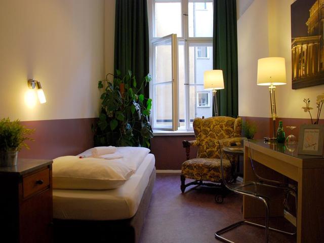 фото отеля Grand Hostel Berlin изображение №21