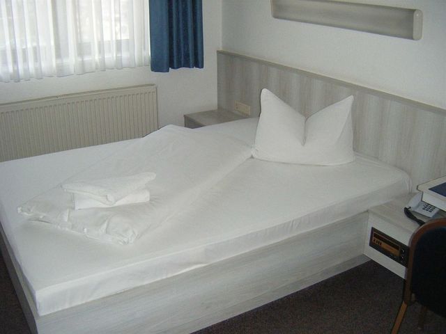 фото Central-Hotel Tegel изображение №22