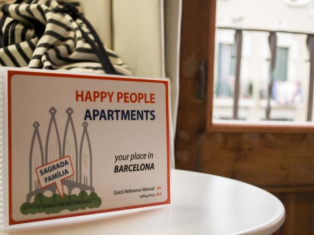 фото отеля Happy People Sagrada Familia Gaudi изображение №37