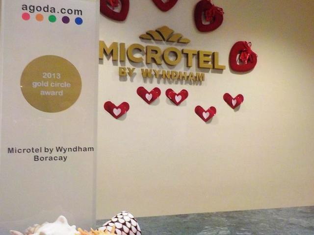 фото Microtel Inn & Suites by Wyndham Boracay изображение №30