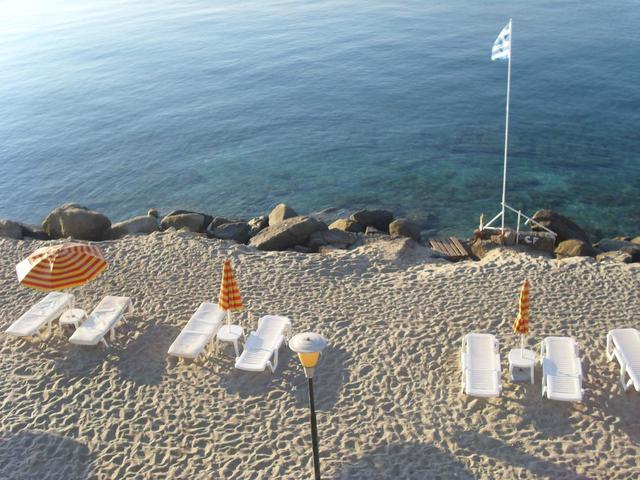 фото отеля Ladikos Beach изображение №21