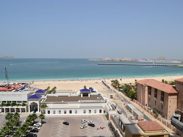 фото отеля Vacation Holiday Homes - Jumeirah Beach Residences изображение №89