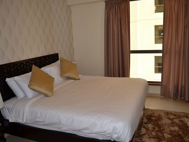 фото отеля Vacation Holiday Homes - Jumeirah Beach Residences изображение №69