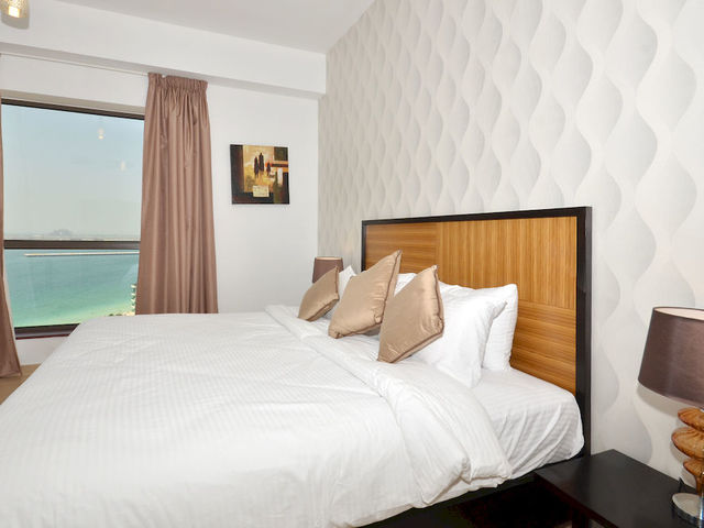 фото отеля Vacation Holiday Homes - Jumeirah Beach Residences изображение №57