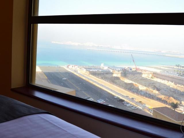 фотографии отеля Vacation Holiday Homes - Jumeirah Beach Residences изображение №31