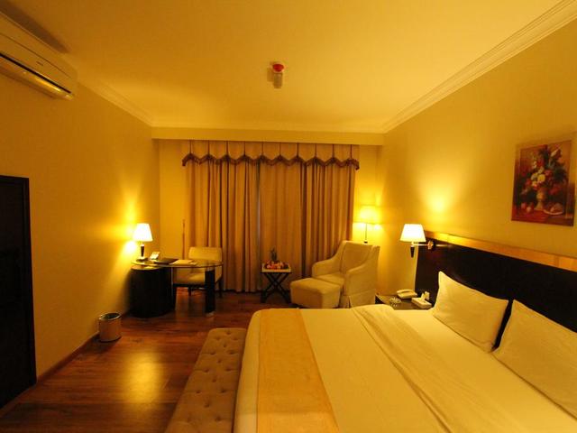 фото отеля One Тo One Al Maha Suites (ex. Al Maha Residence Rak) изображение №17