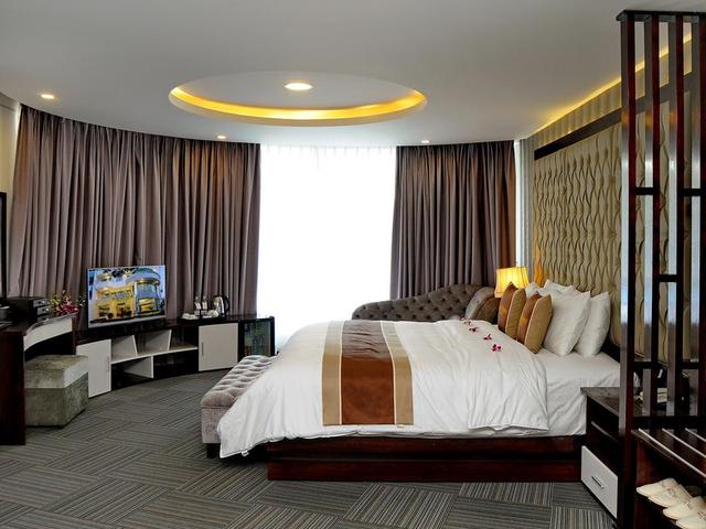 фото The World Hotel Nha Trang (ех. Camellia Nhatrang Hotel) изображение №2