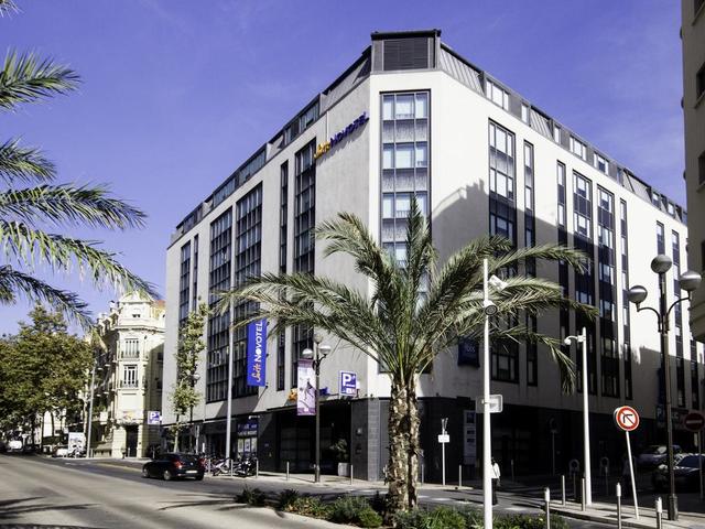 фото отеля Novotel Cannes Suites Center Hotel (ex. Suitehotel) изображение №1