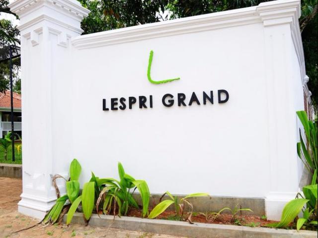 фотографии отеля Lespri Grand изображение №51