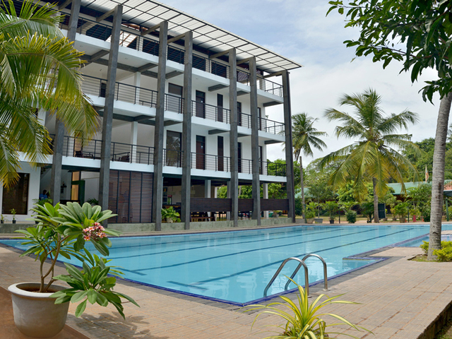 фото отеля Olanro Negombo изображение №1