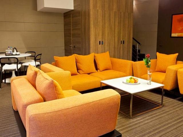 фотографии отеля Ramada Hotel & Suites изображение №43