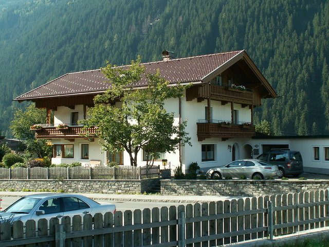 фото отеля Landhaus Tyrol изображение №9