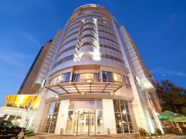 фото отеля DoubleTree by Hilton Bucharest - Unirii Square изображение №1