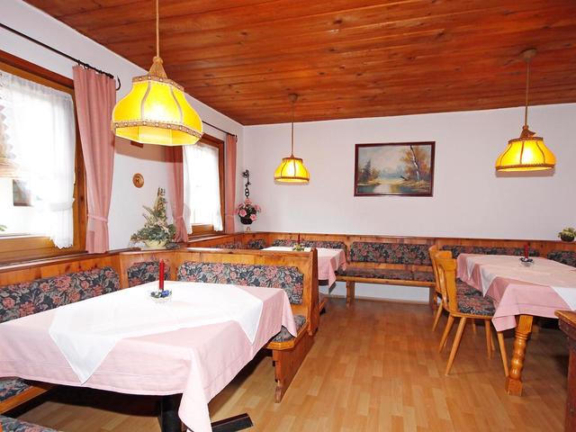 фото отеля Holiday House Mayrhofen изображение №21
