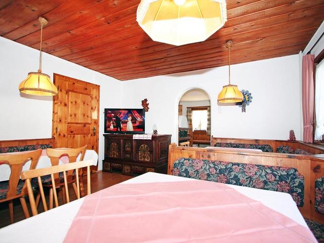 фото отеля Holiday House Mayrhofen изображение №13