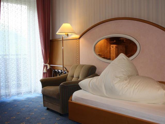 фото отеля Zebru изображение №9