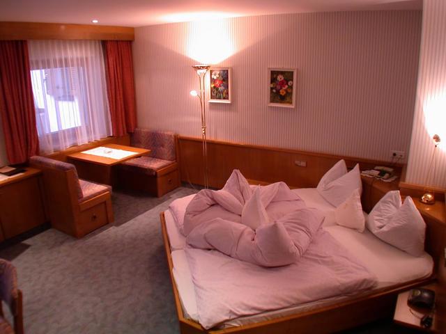 фото отеля Zebru изображение №5