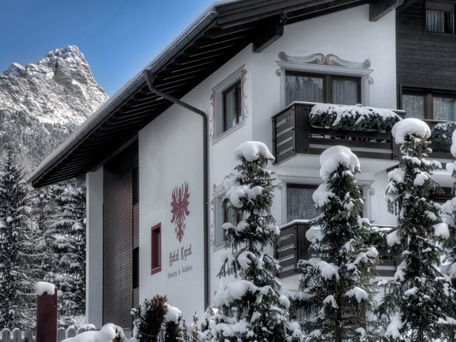 фото отеля Tyrol изображение №17