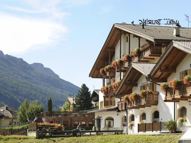 фотографии отеля Alpine Touring Hotel изображение №27