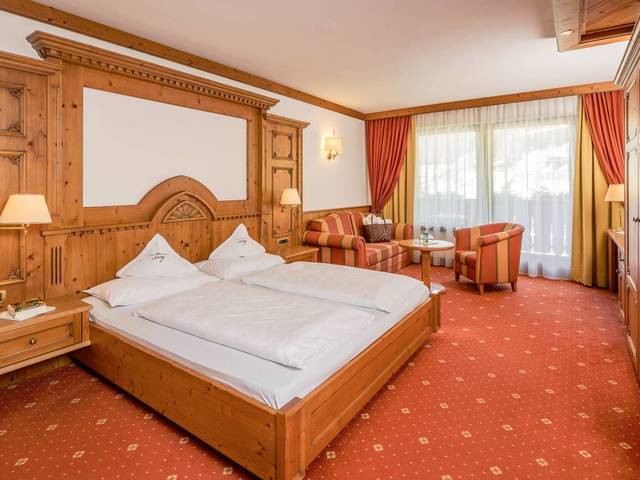 фотографии отеля Small Luxury & Spa Hotel Dolomites Savoy изображение №23