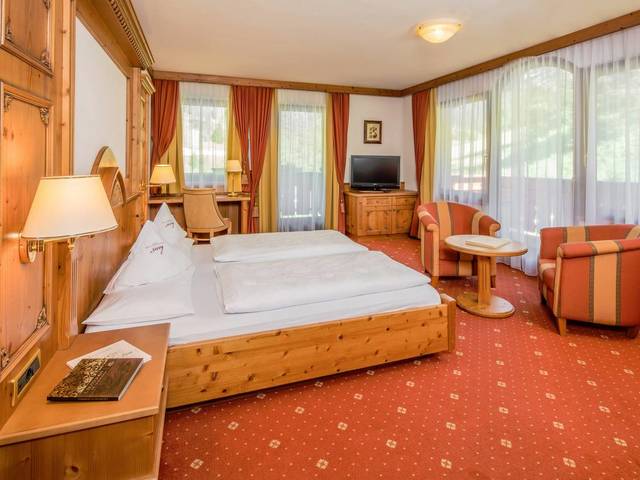 фото Small Luxury & Spa Hotel Dolomites Savoy изображение №22