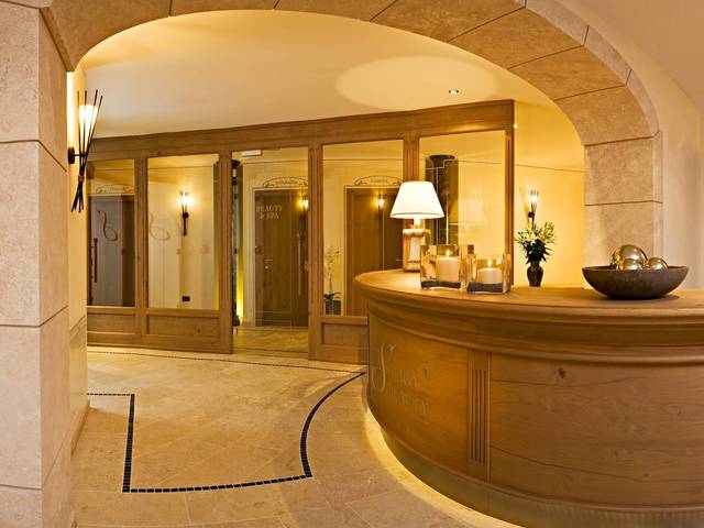 фотографии отеля Small Luxury & Spa Hotel Dolomites Savoy изображение №11